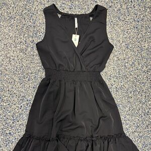 Elegant Black Sleeveless Dress